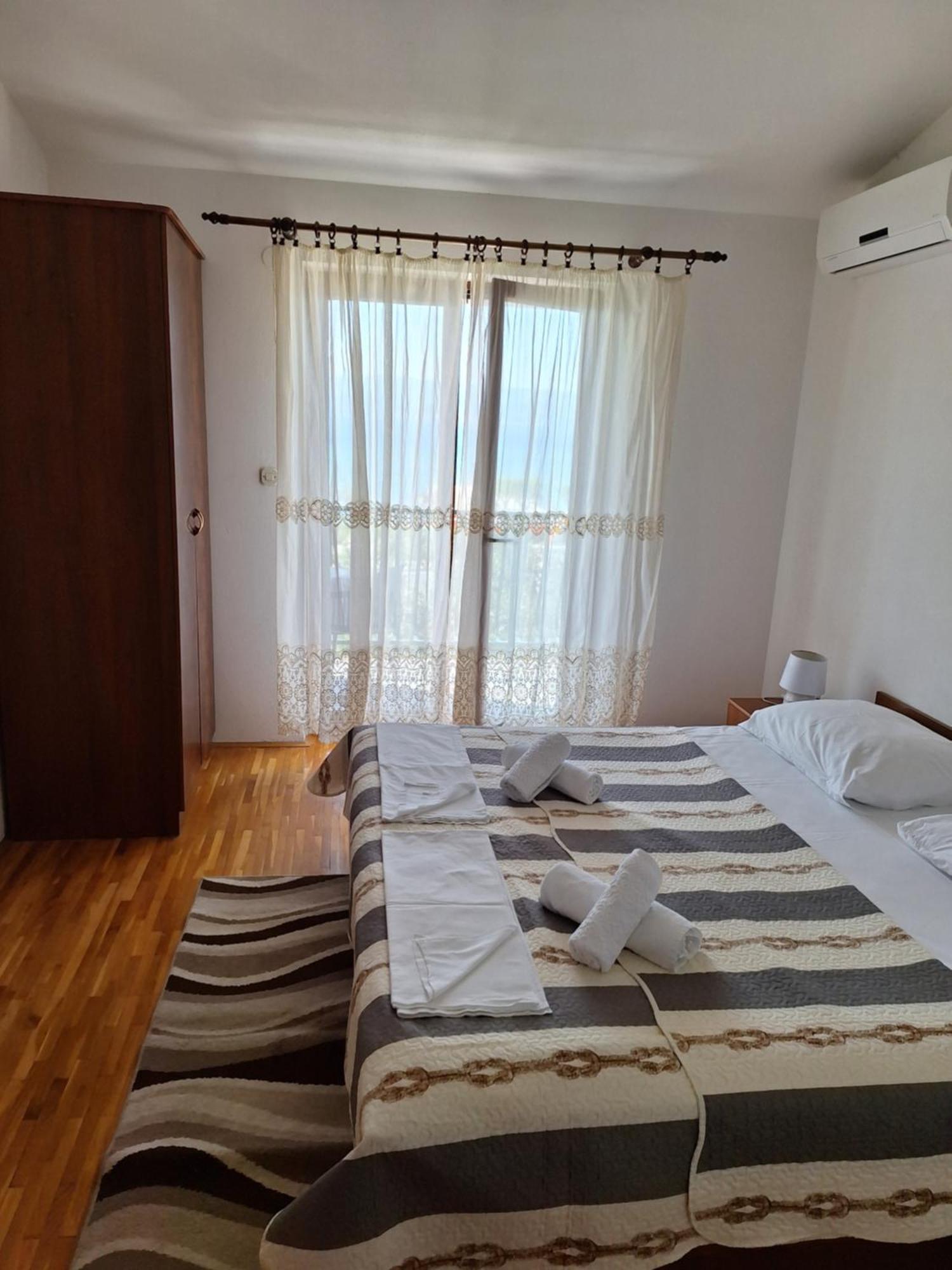 Ante apartments Duće Kamer foto